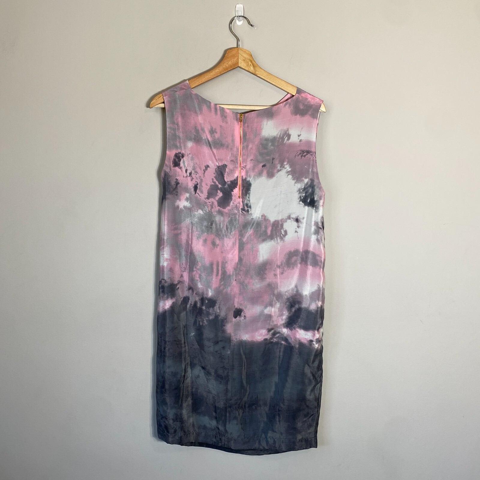 Line & Dot 100% Silk Sleeveless Mini Dress Womens Medium Gray Pink Cocktail
