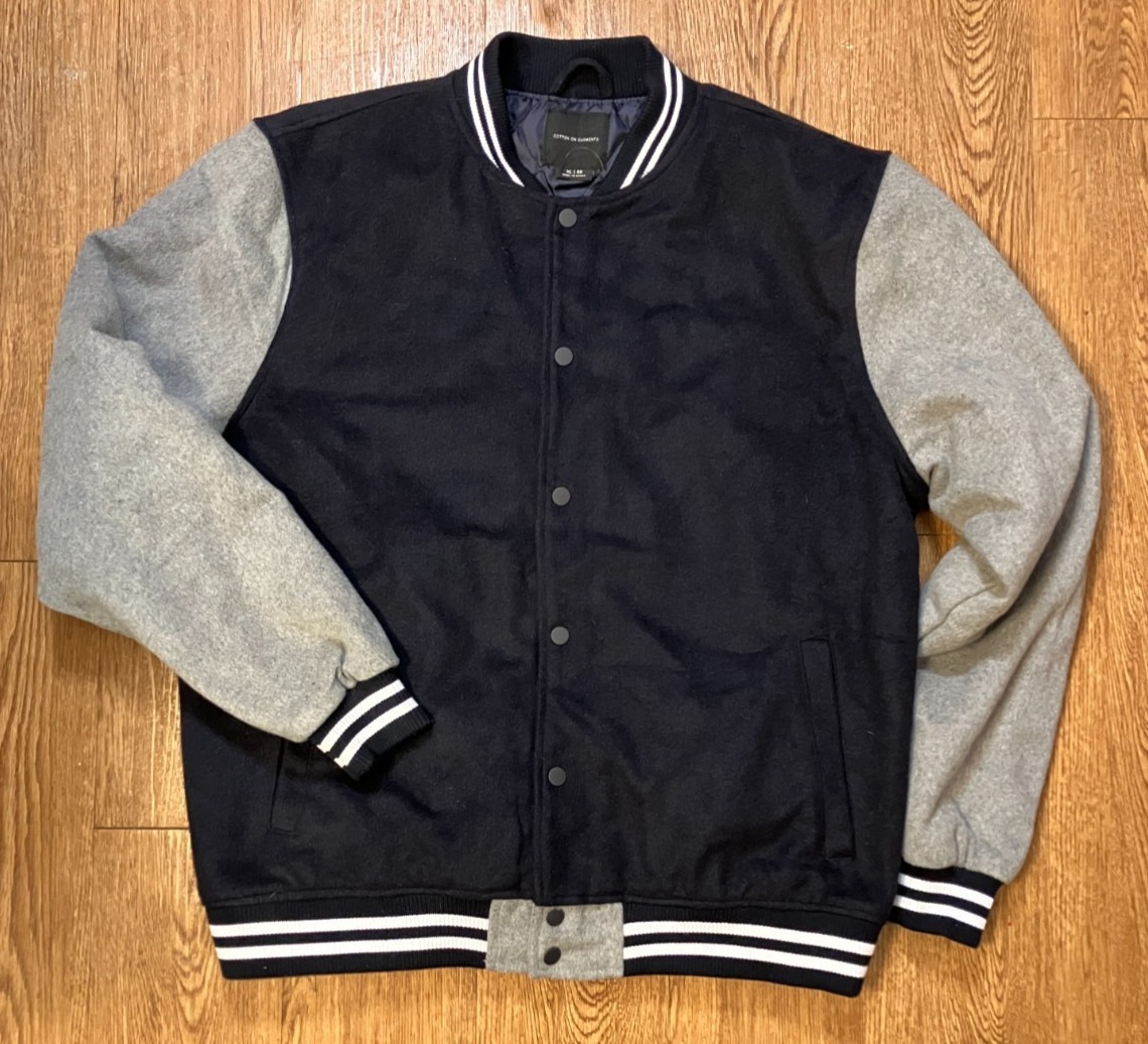 Classic Snap Button Varsity Jacket – Cotton on Garments – Blue/Gray XL – NWOT