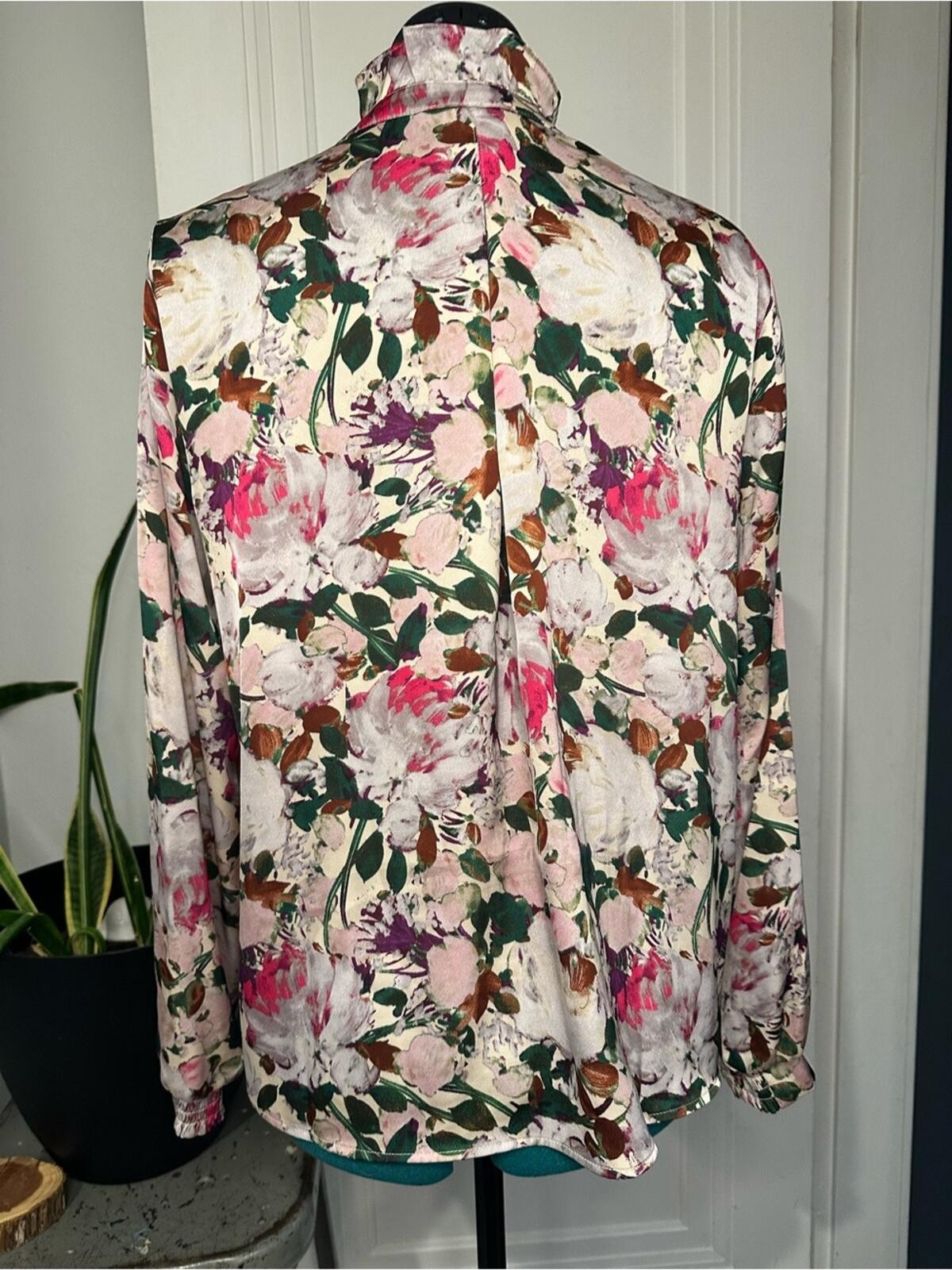 CAbi Floral Mandarin-Collar Blouse – Pink Multi with Green & Brown Accents