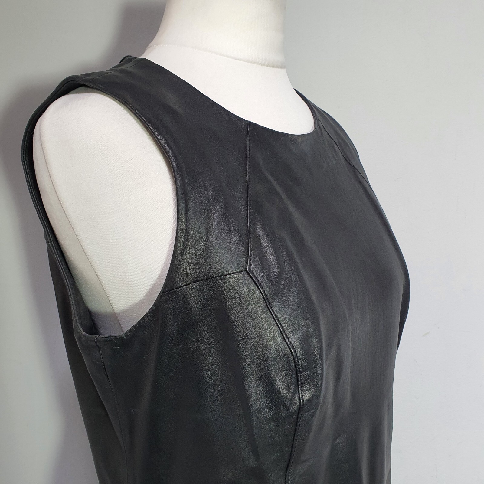 MICHAEL KORS Soft Leather Shift Dress LBD Lined Zip Pockets Size UK 8 Black