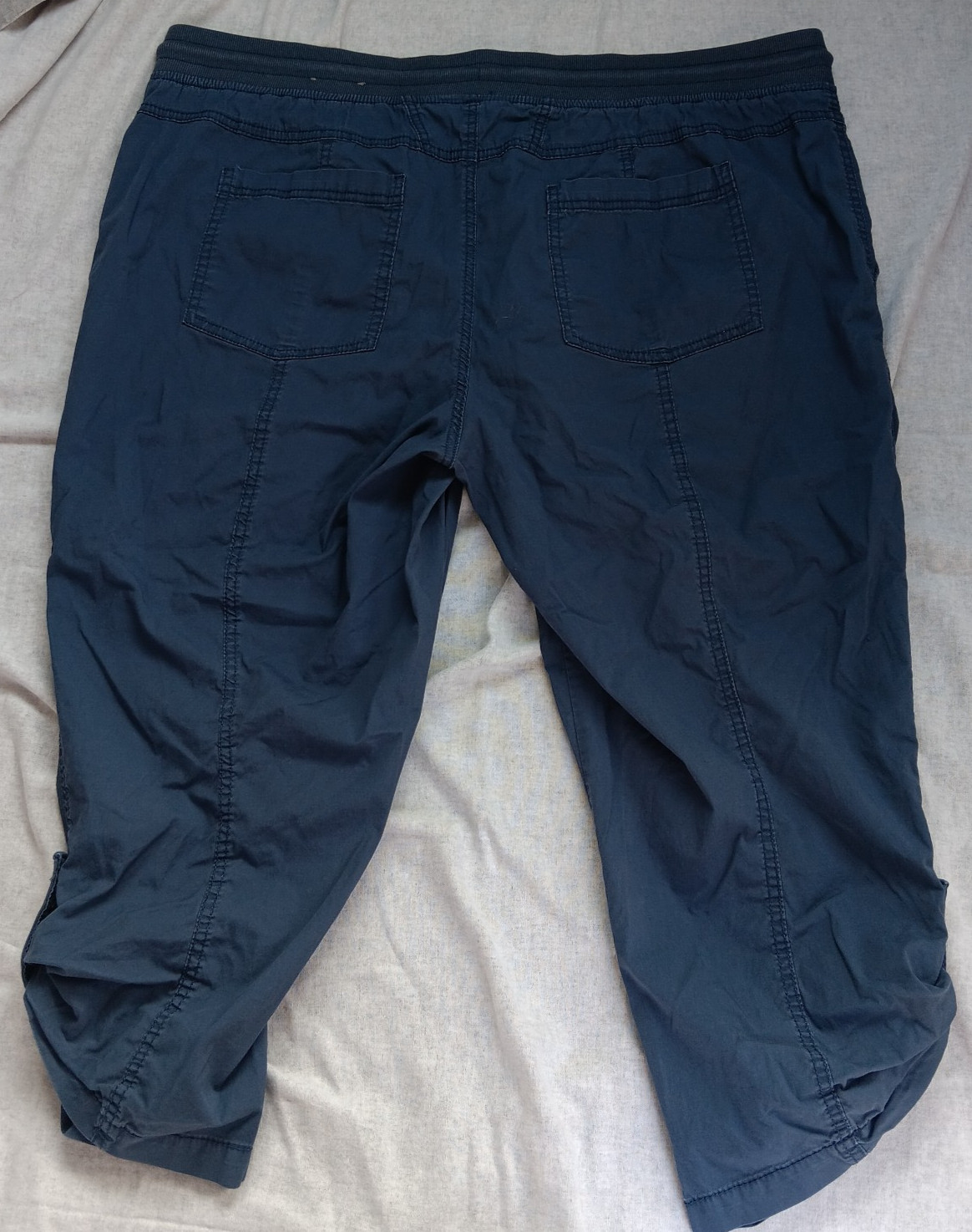 Natural Reflections Blue Capri Cargo Pants Womens size 20 W, Bass Pro Shops