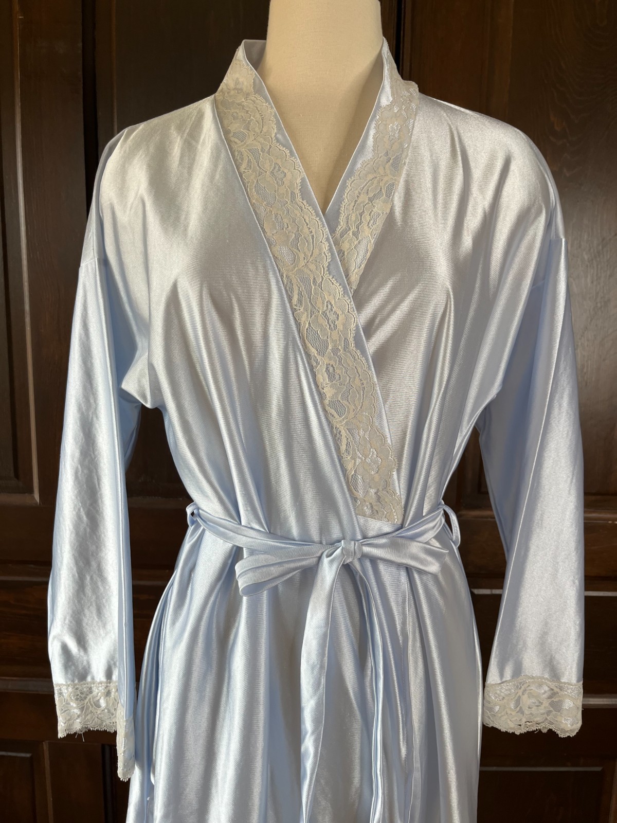 Heather Collection Women’s Long Sleeve Robe Size S Lace Trim Light Blue USA Made
