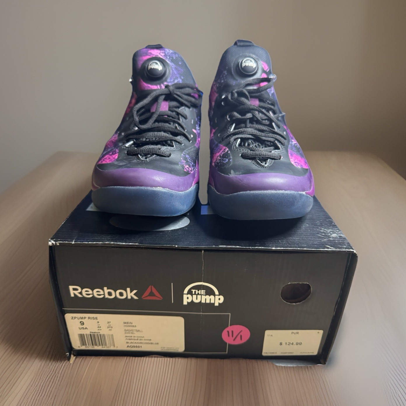 Reebok ZPump Rise The Pump Men’s Basketball Low Top Lace-Up Sneakers Black