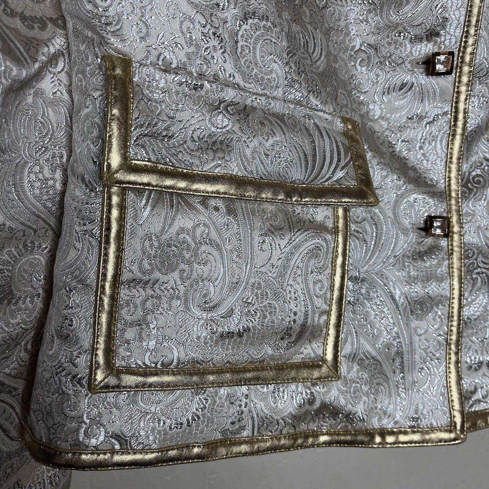 Cache Gold Silver Metallic Paisley Lined Rhinestone Button Jacket Women’s Size 6