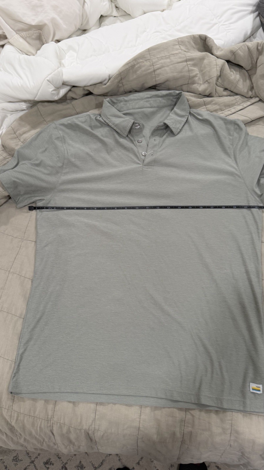 Vuori Strato Tech Polo – Men’s Large – Light Sage Green Heather
