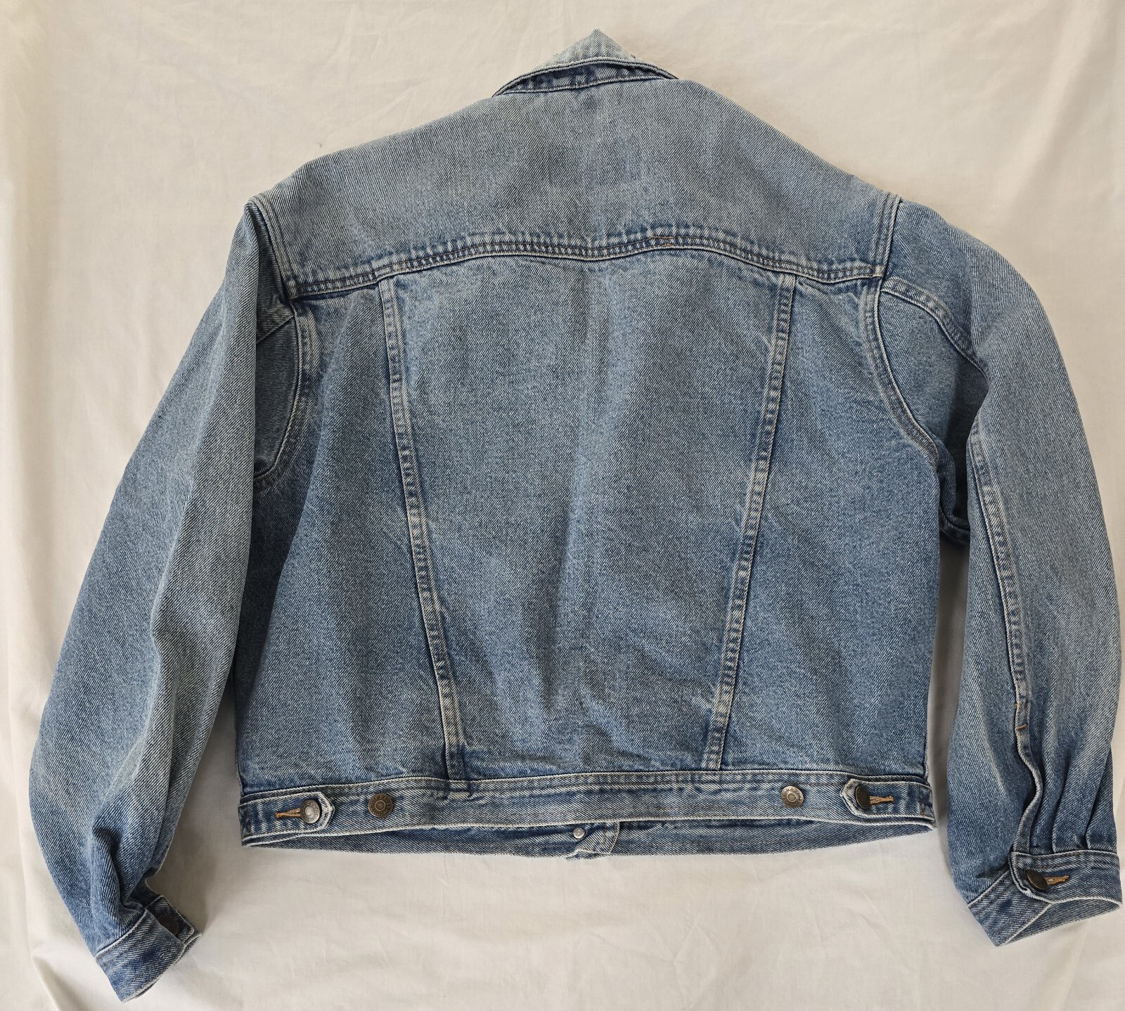 Eddie Bauer Denim Jacket Men’s XL Blue Button Up Collared Light Wash Vintage 90s