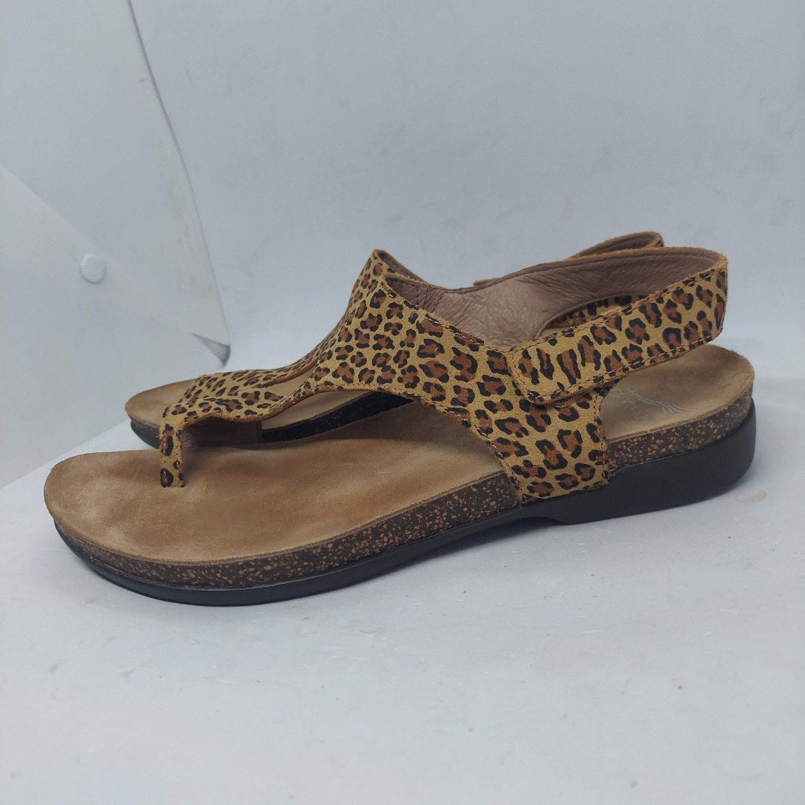 Dansko Reece Sandals Animal Print Leather Thong Slide Womens Size EU 37 US 6.5-7