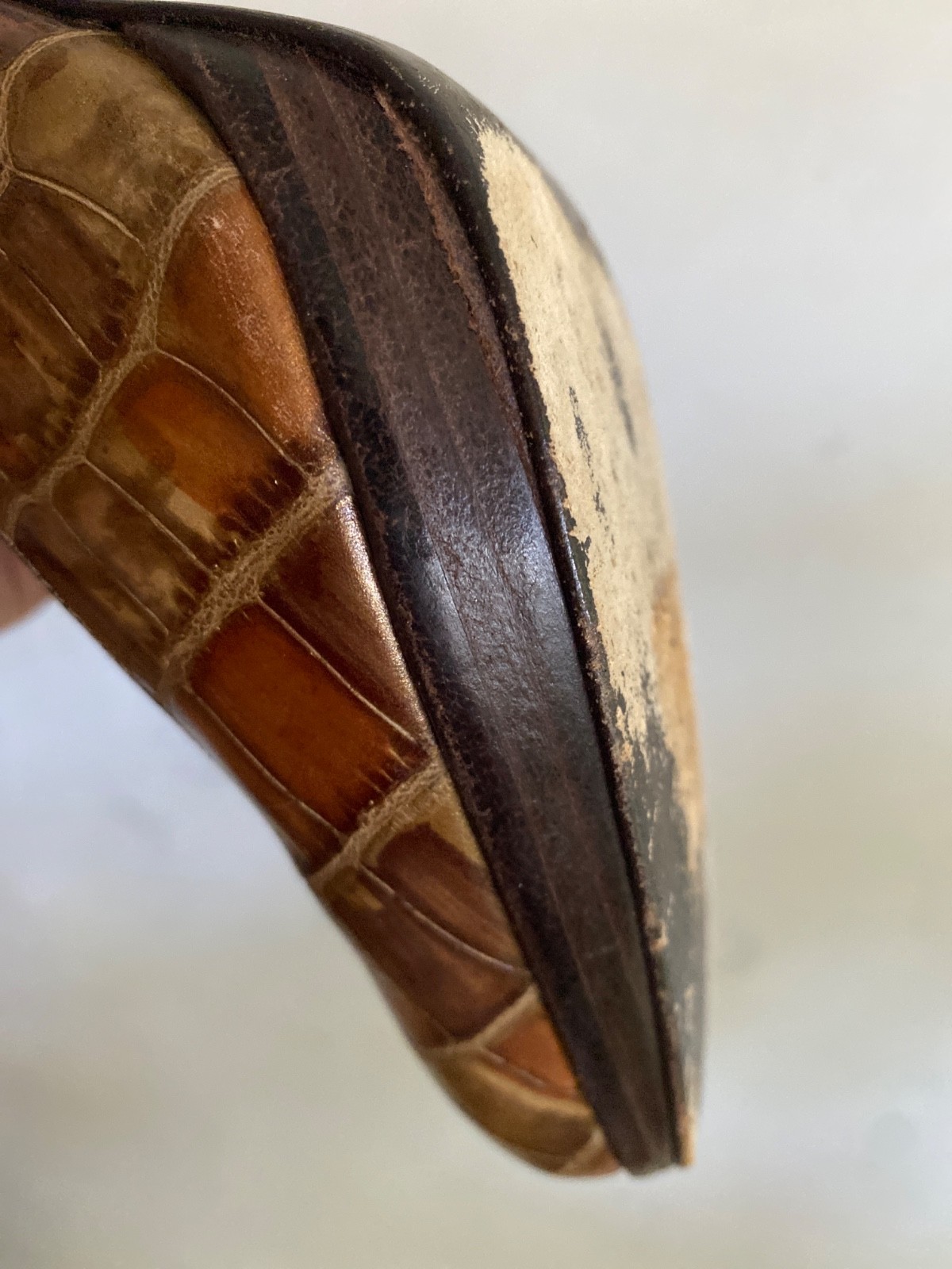 Stuart Weitzman Leather 4.5” Stiletto Platform Heels Bronze Croc Embossed 8.5