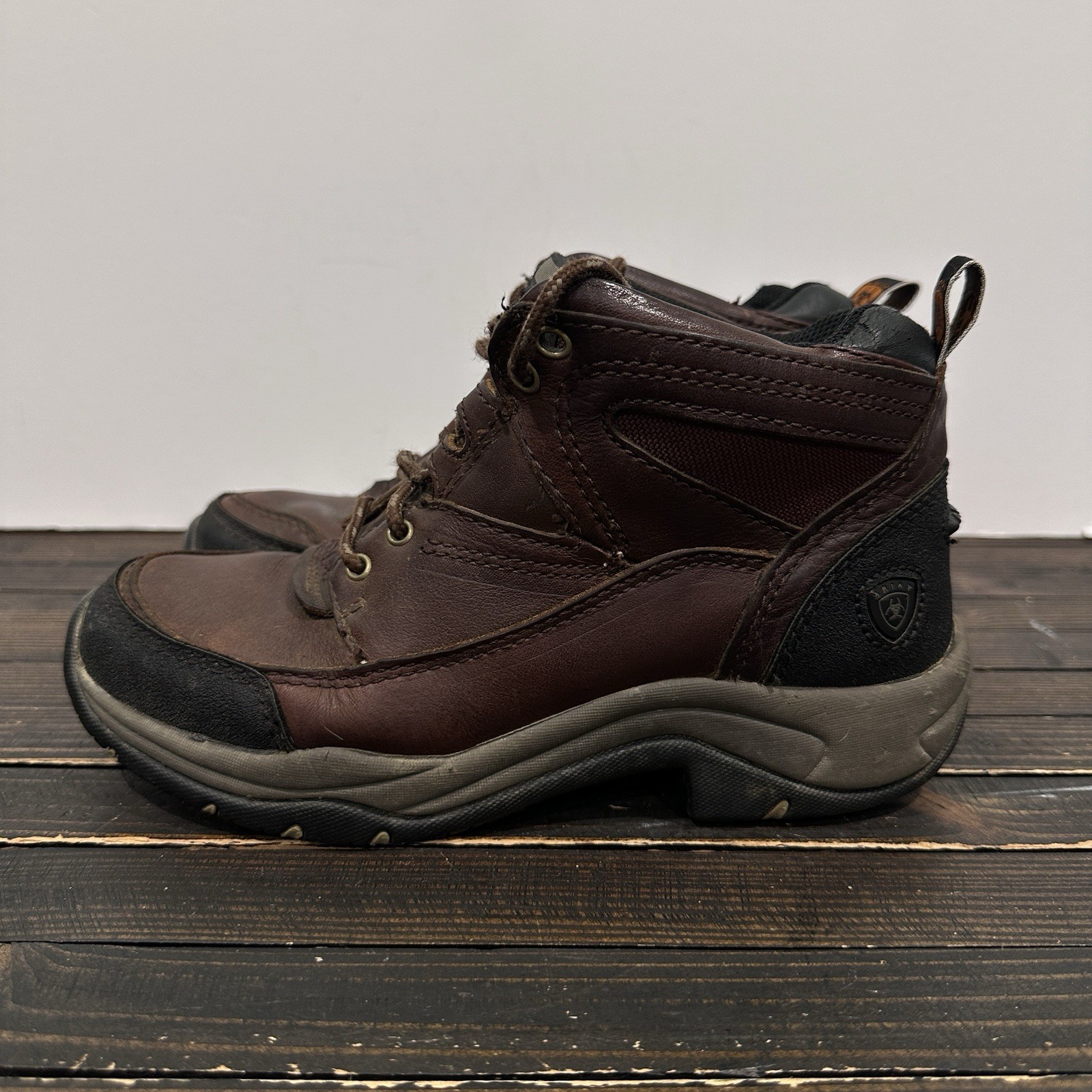 Ariat Womens Boots Terrain Endurance Hiking Brown Leather Boot Size 6.5B