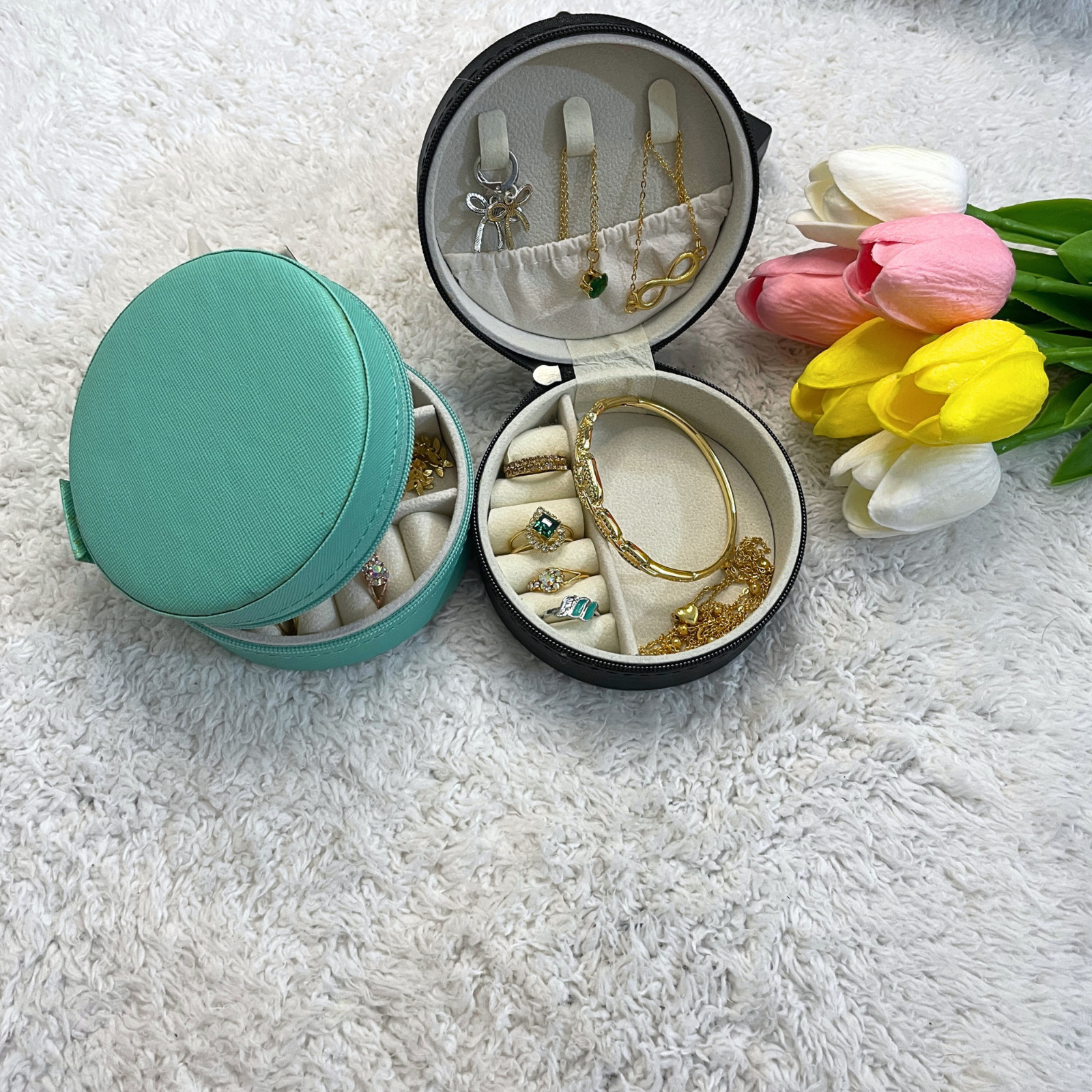 Personalized Round Jewelry Box Custom Name Birth Flower Bridesmaid Gift Case