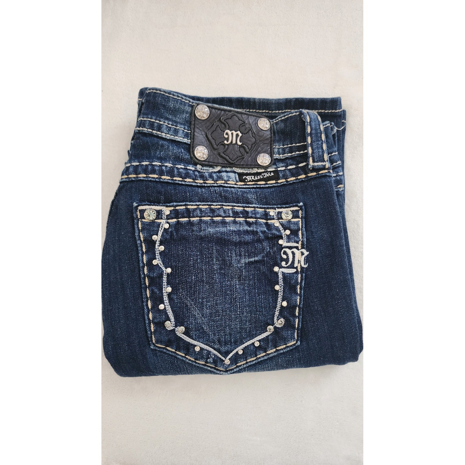 Miss Me Easy Boot Jeans Womens 29 Medium Wash Rhinestone Embellished JE5330E2R