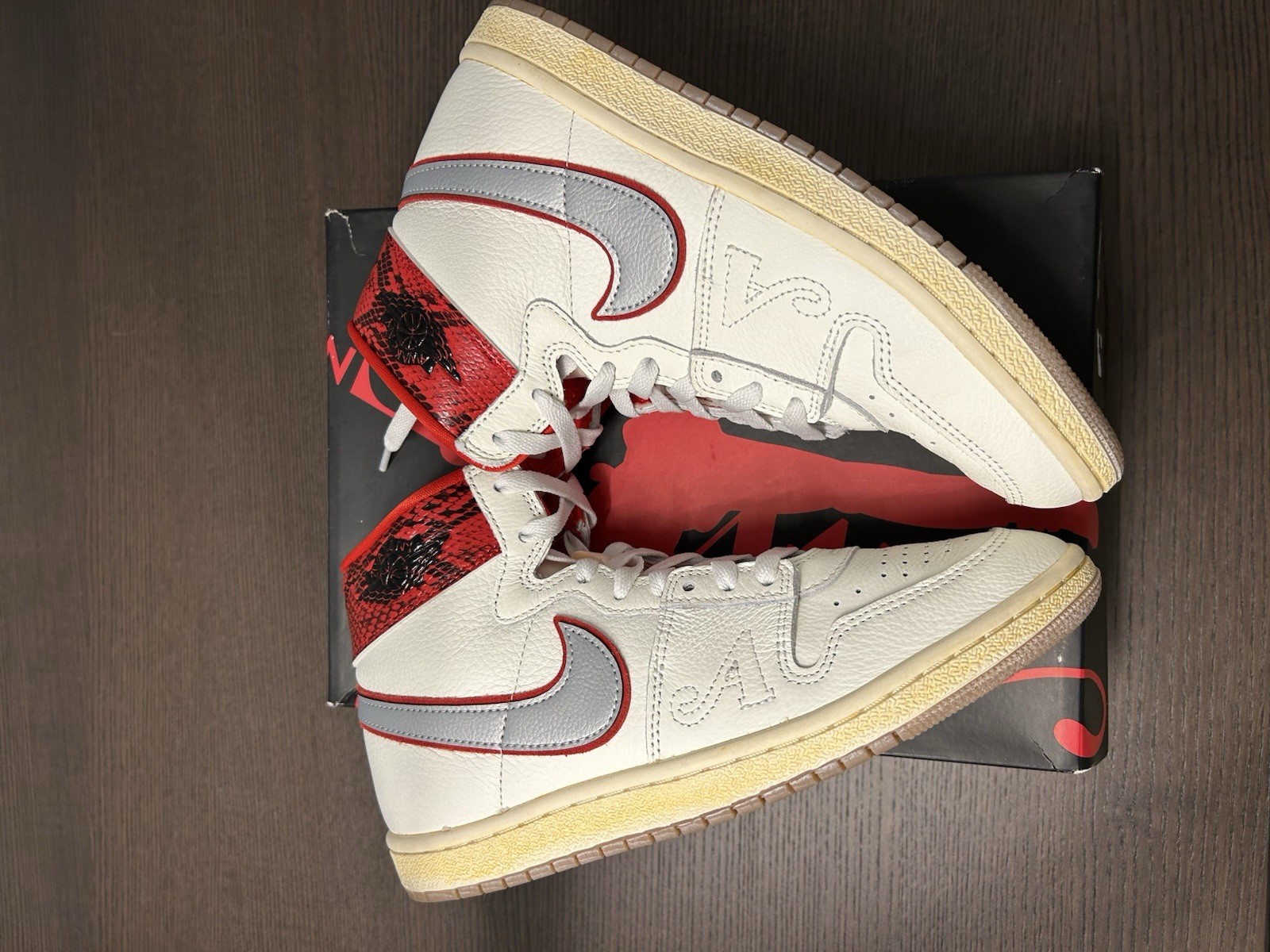 AWAKE NY x JORDAN AIR SHIP Size 8.5M