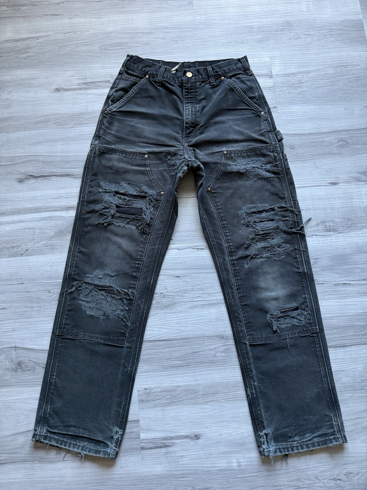 Vintage Carhartt B01 BLK Double Knee Dungaree Fit Pants – 30×30 THRASHED & FADED