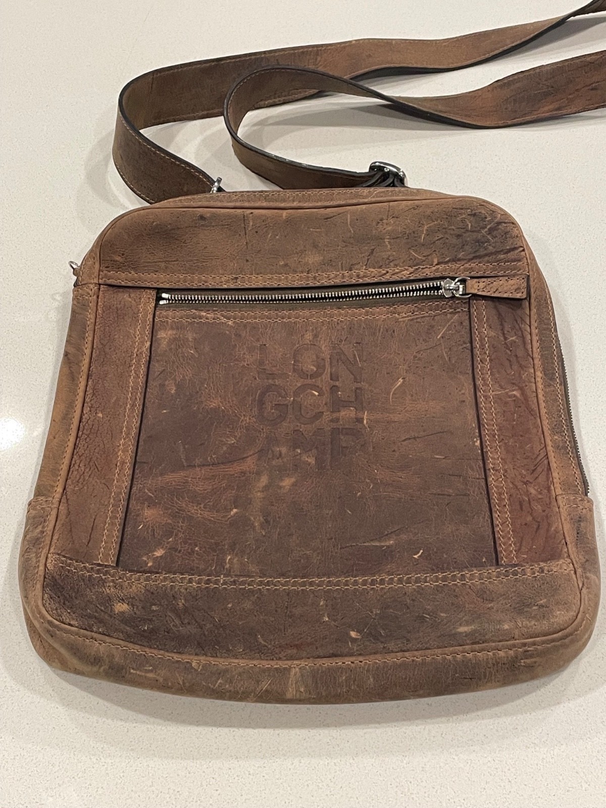 LONGCHAMP Leather Zippered Crossbody Bag Color-Brown Casual Styling EUC