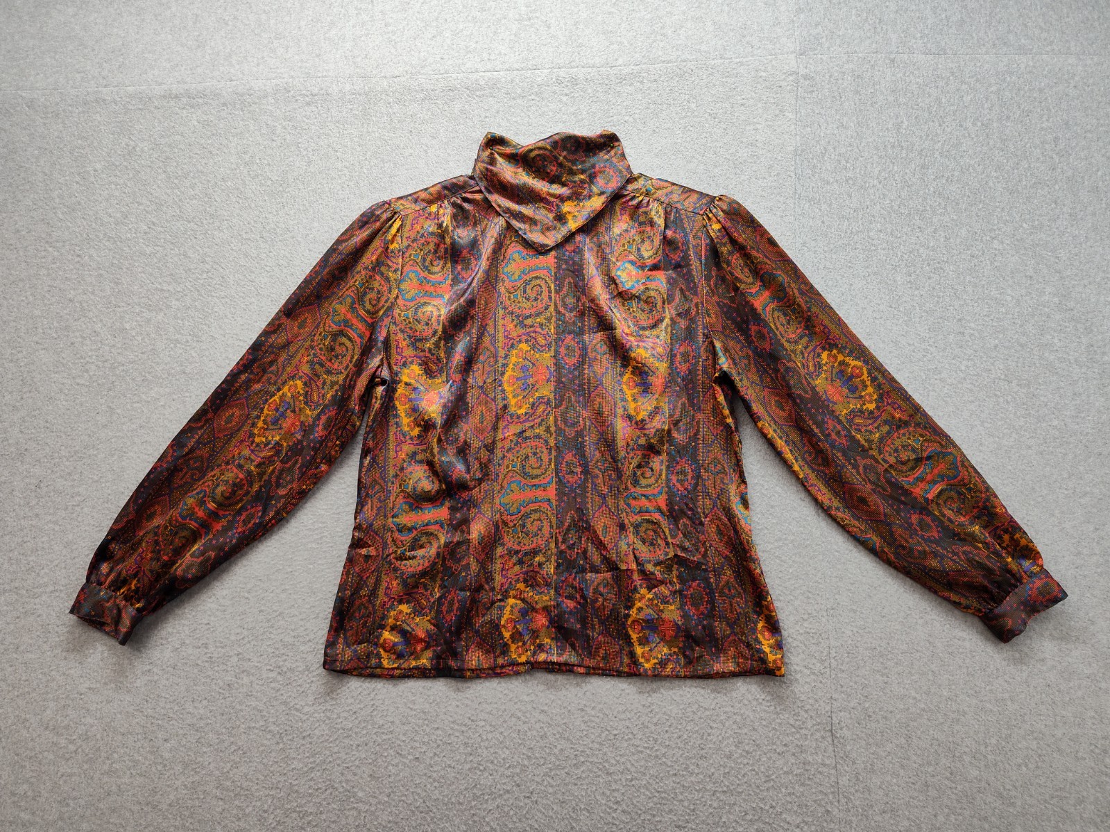 Nicola Women Blouse Top 12 Brown Paisley Turtleneck Long Sleeve Retro Cozy Wear