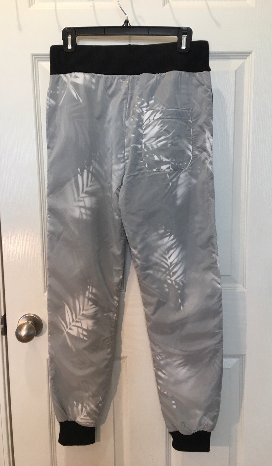 $98 NEW RIVALDI BLACK Water Resistant Windbreaker Active Pants Sz M NWT