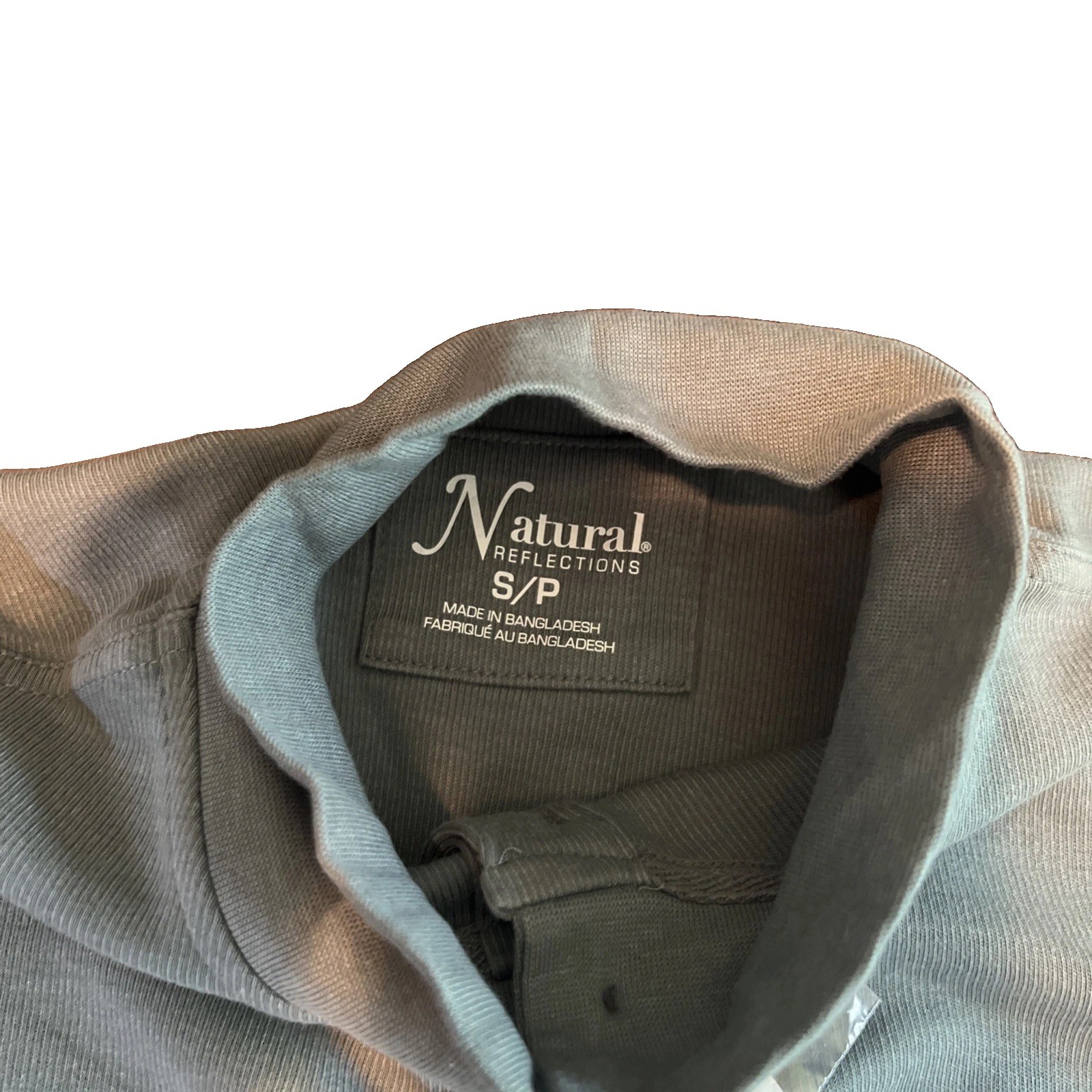 NWT Natural Reflections 10 Button Neck Long Sleeve Top Women’s Small Trooper