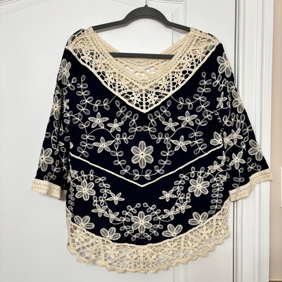 Solitaire Navy Blue Floral Embroidered Crochet Lace Trim Boho Blouse Medium