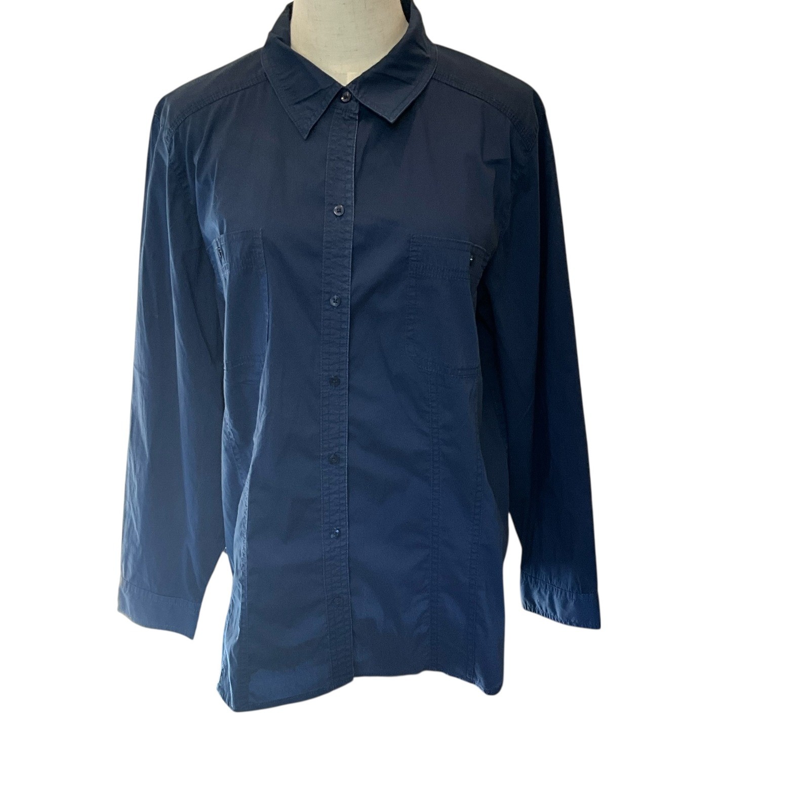 Chicos Size 2 Navy Blue Button Down Long Sleeve Top Shirt Womens