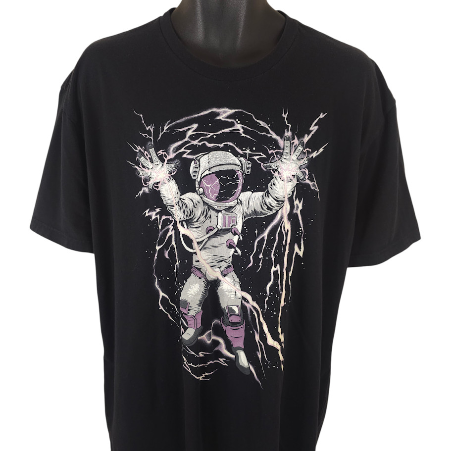 Astronaut T Shirt Mens Size 2XL Black Into The AM Planets Space Travel