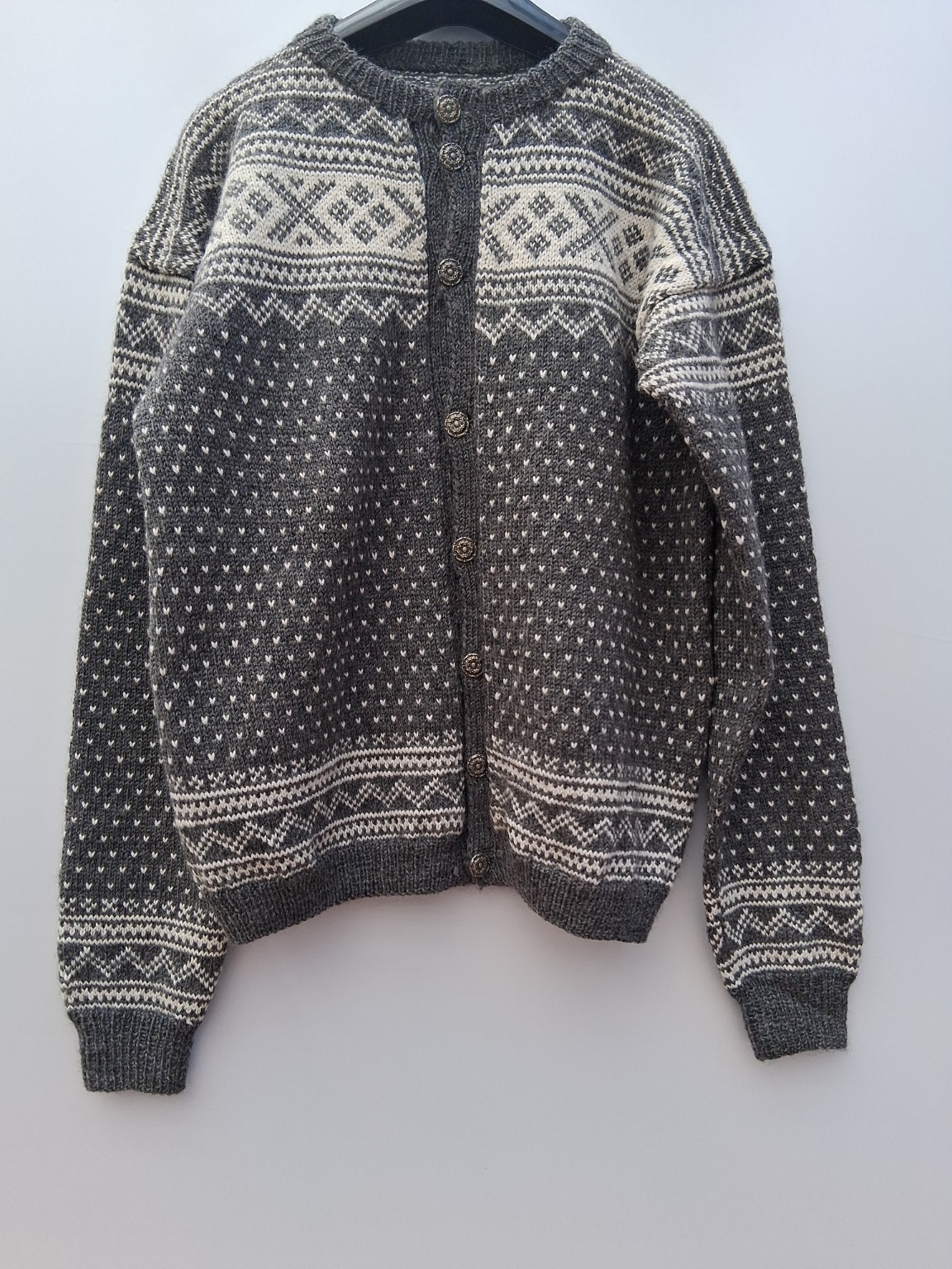 Vintage Hand Knitted Norwegian Wool Cardigan 100% Wool Nordic Folk Knit Men’s L