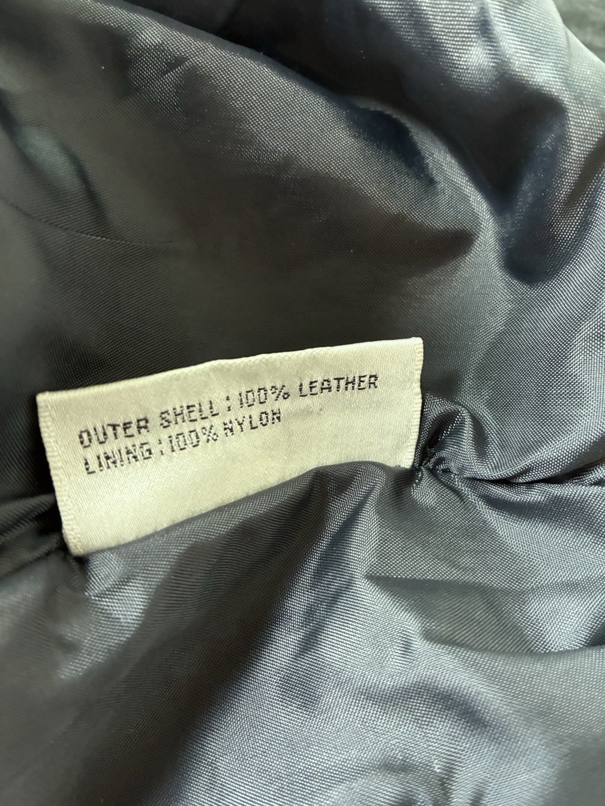 Verducci Black Solid Leather Pencil Skirt Lined Slit Button Closure Size 4