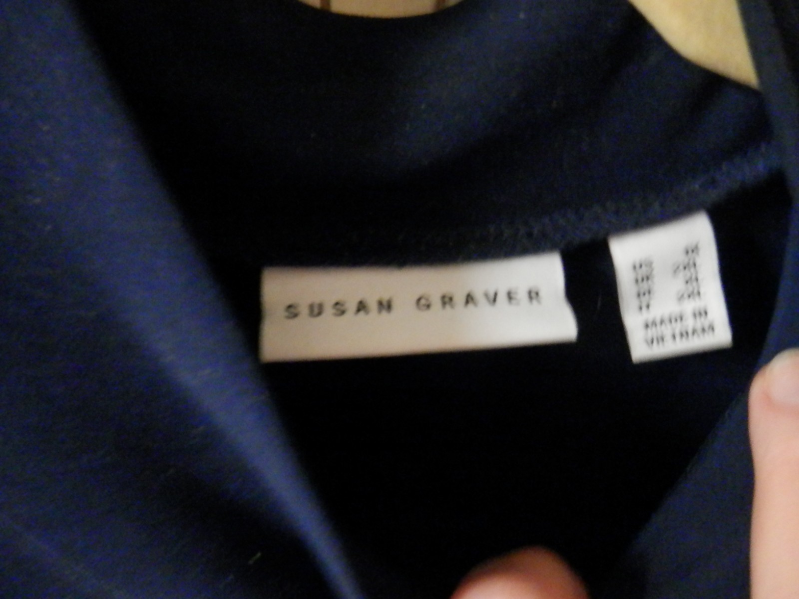 Preowned Susan Graver 1XL Navy Blue Liquid Knit 3/4/S Turtleneck (Gently worn)