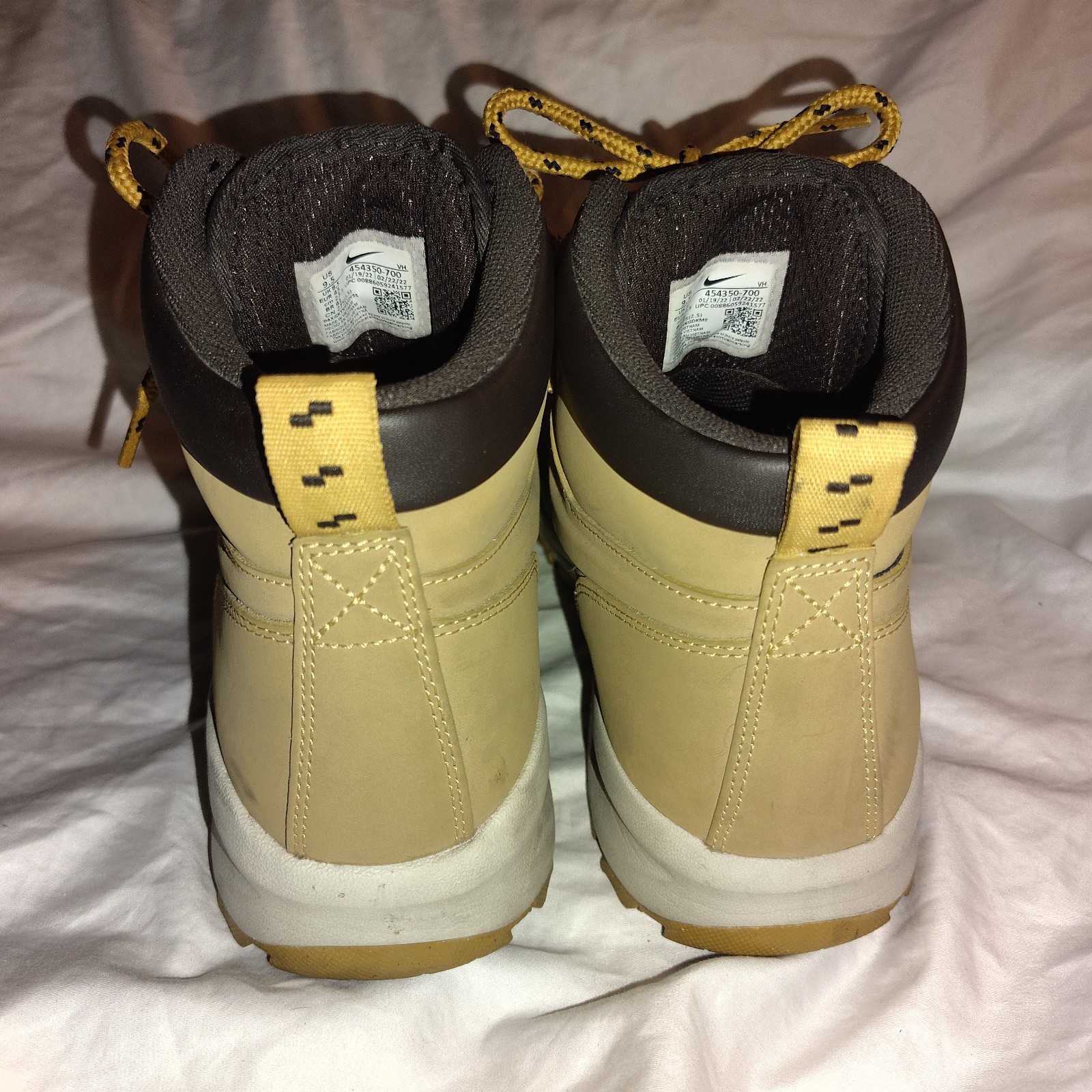 Nike Manoa Wheat Work Boots Men’s Size 9.5 Trail Hiking Outdoor Boots