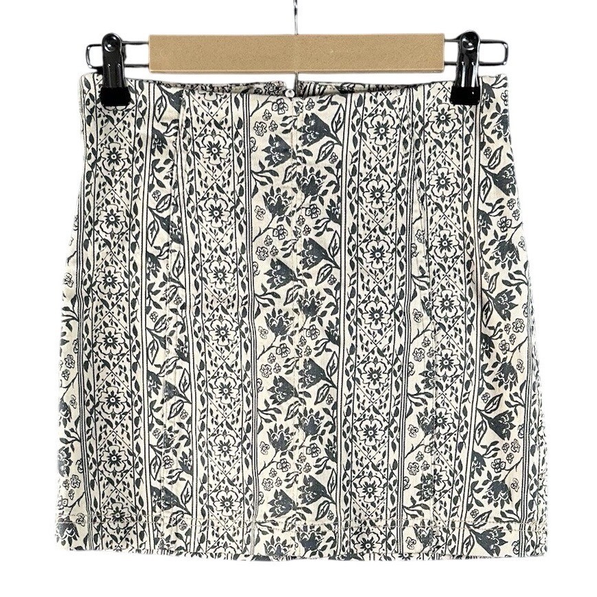 Free People Modern Femme Novelty Floral Mini Skirt Womens Size 2 Black White