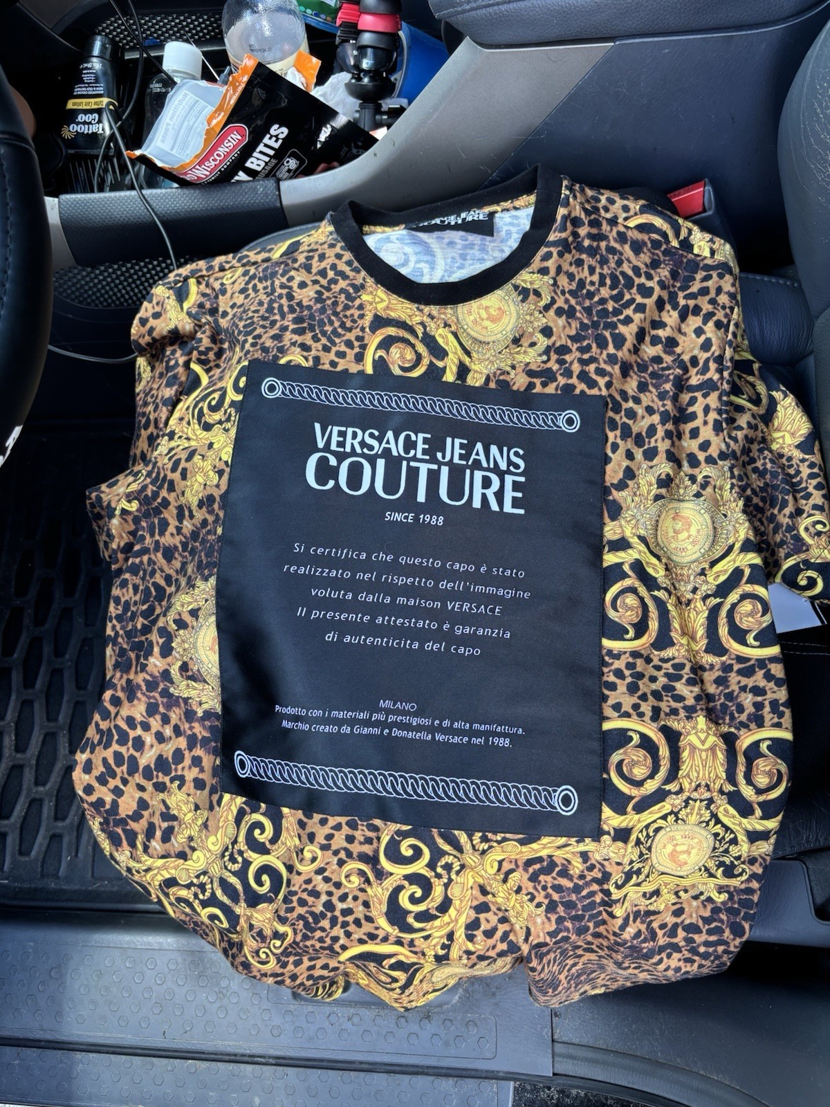 Versace Jeans Couture Men’s L Gold/Black Animal Print Crewneck Pullover Logo
