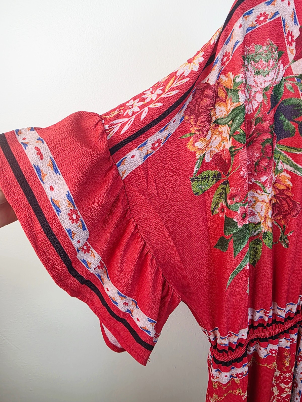 FLYING TOMATO Plus Size Red V-Neck Boho-Inspired Floral Print Midi Dress Sz 3X