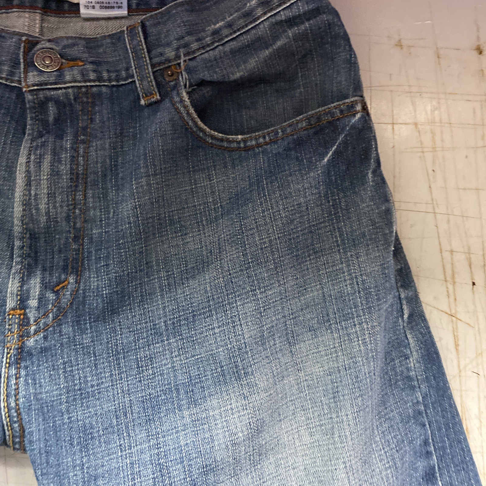 Levi’s 559 Relaxed Straight Fit Jeans Men’s 32×30 Medium Wash Blue Denim Pants