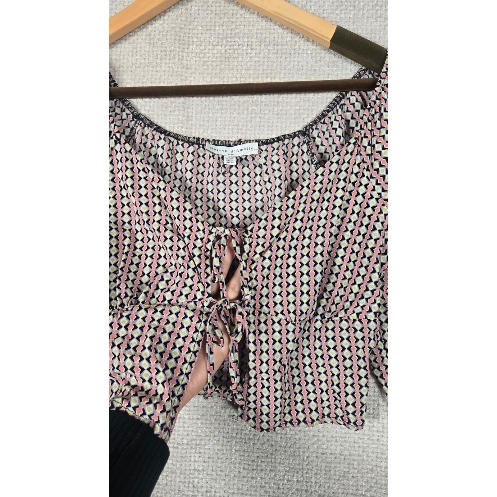 Maison d’Amelie Pink Geometric Tie Front Balloon Sleeve Crop Top XS
