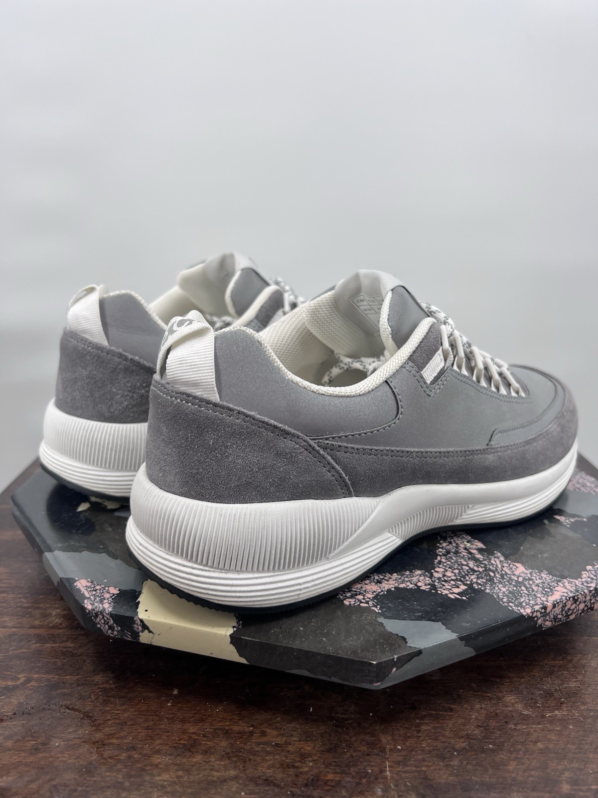 A.P.C. Techno Homme Grey Leather Reflective Sneakers Ltd Edition Sz 10 EUC