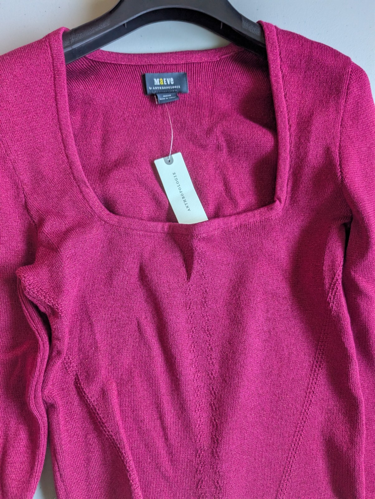 NWT Anthropologie Maeve Square-Neck Bell-Sleeve Sweater Size M Raspberry #B1409