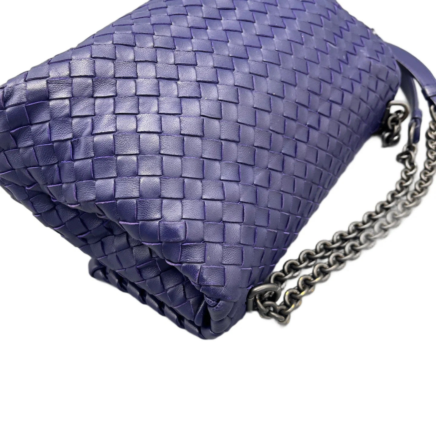 Bottega Veneta Medium Olimpia Shoulder Bag Calfskin Intrecciato (ym062826d1r)