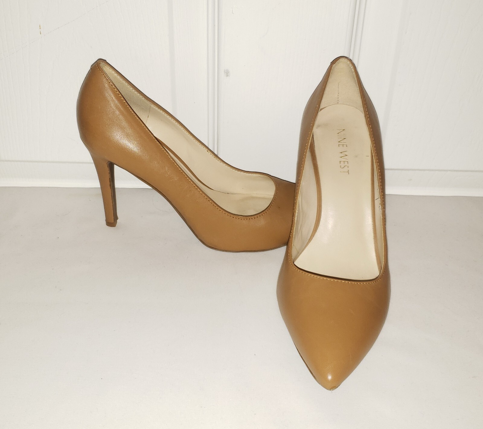Nine West Leather Pointed Toe Stiletto Heel Pumps Size 6 Cognac Brown