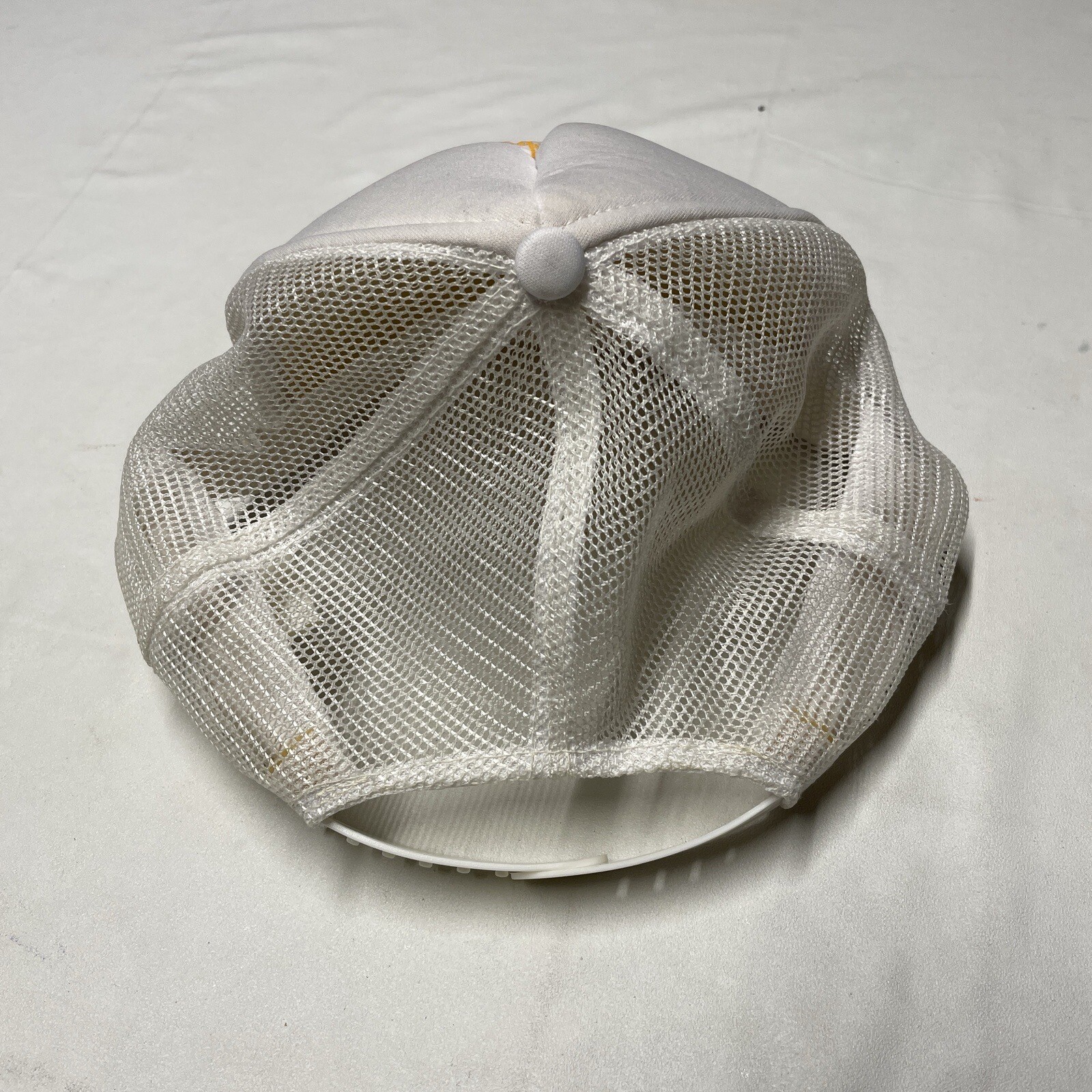Vintage 90s Trucker Hat Cap SnapBack Army 91st Airborne Division White Heart Art