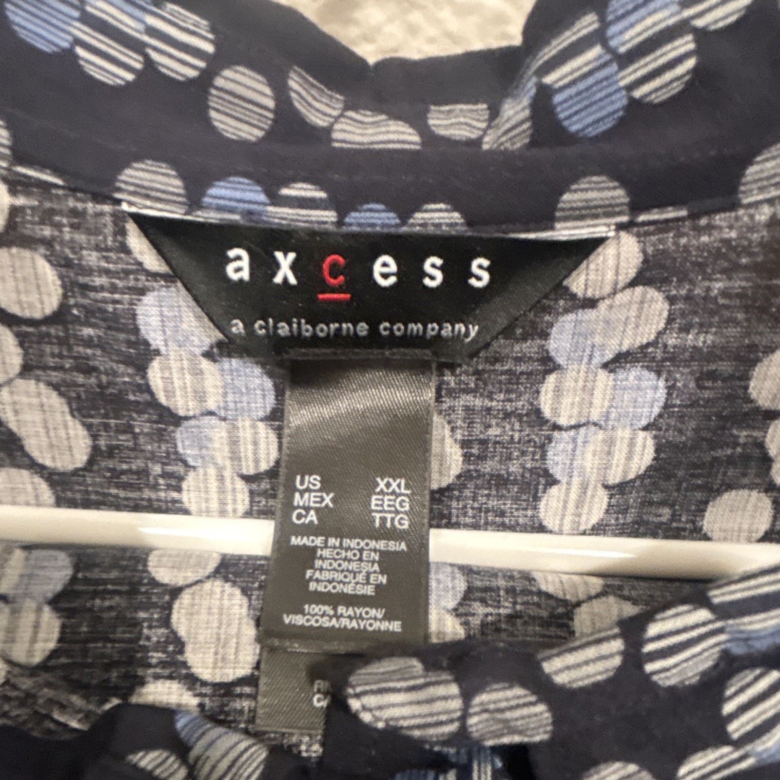 Axcess Women’s XXL Blue/White Polka Dot Sheer Chiffon Collared Cap Sleeve