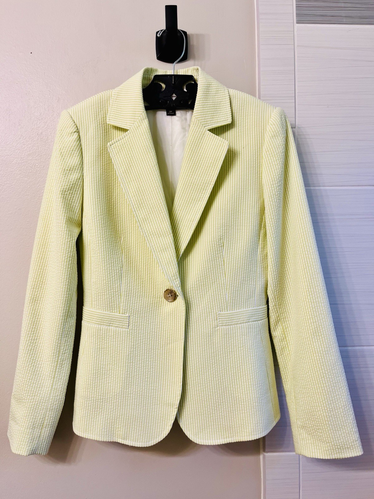 Alex Marie Petite Women’s Blazer New Without Tags Size 2 Stripped Light Green