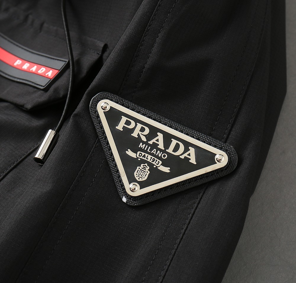 Prada 26SS New Men’s Red Logo Black Jacket Coat