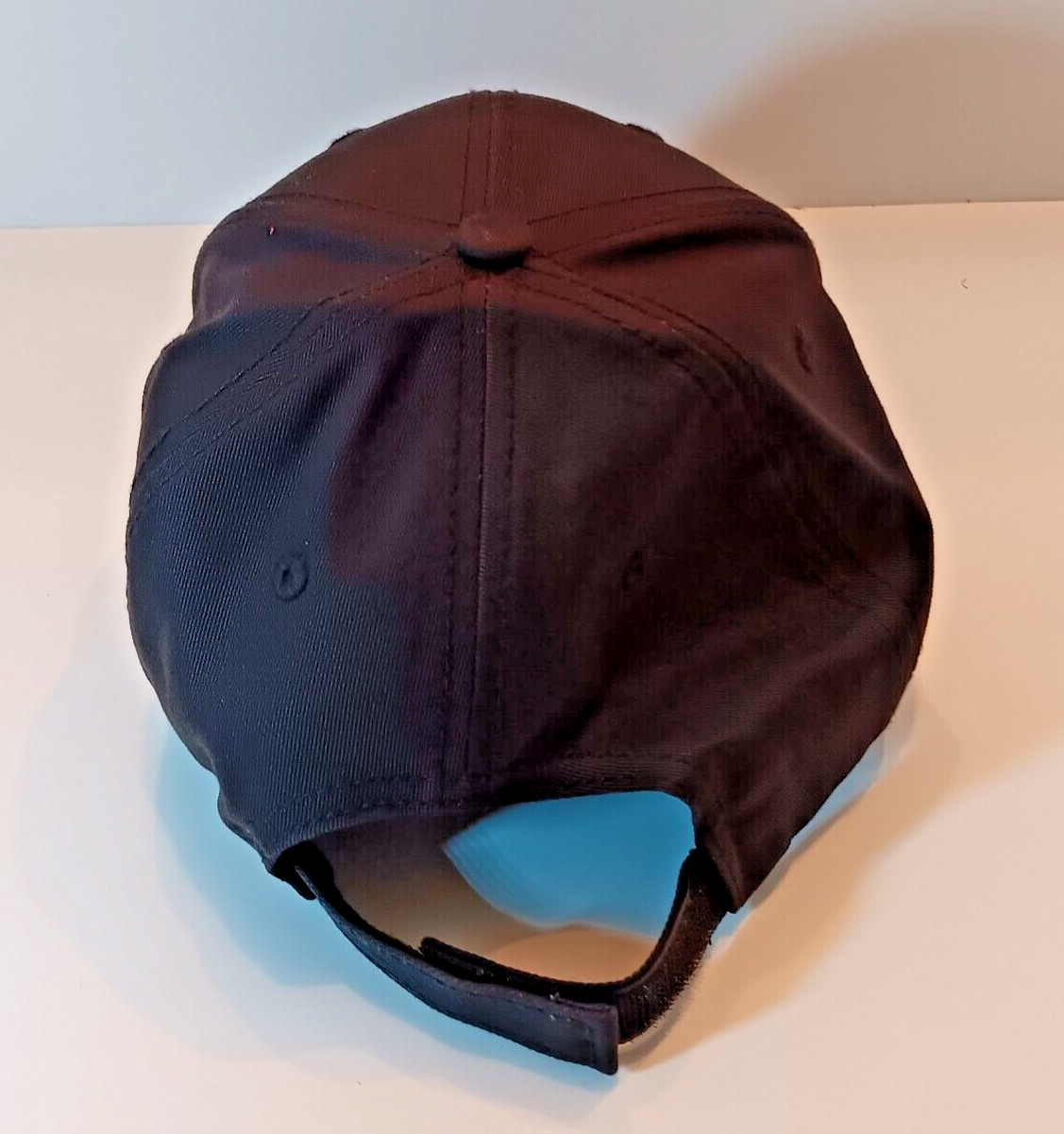 INTERNATIONAL Logo Trucker/ Tractor Velcro Back Hat Black Adjustable , new