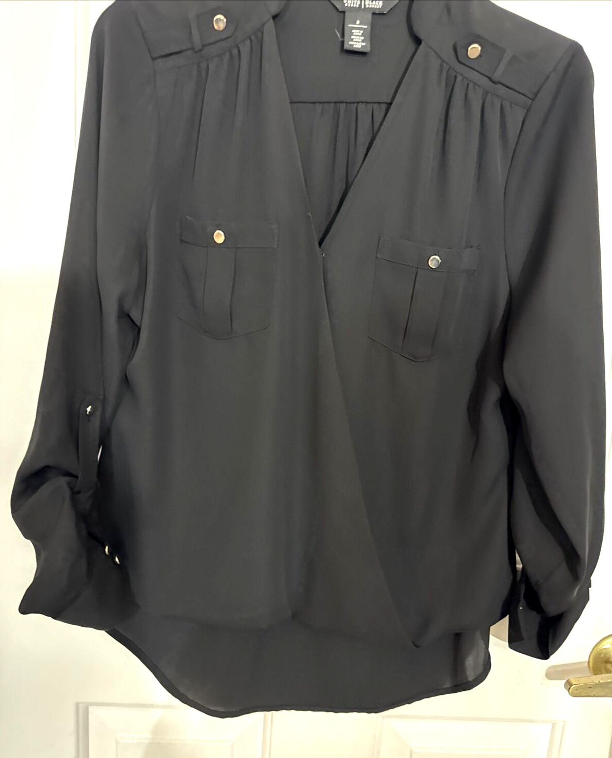 White House/Black Market Womens Black Surplice Top Roll Tab Sleeve Hi-Low 8