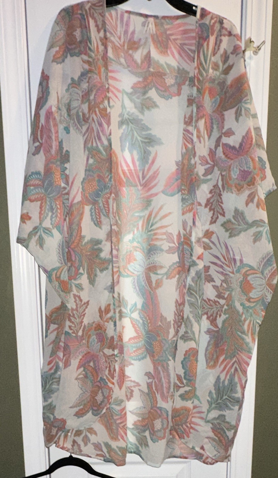 Live 4 Truth Women’s Plus 2X Sheer Chiffon Kimono Floral Multicolor 3/4 Sleeve
