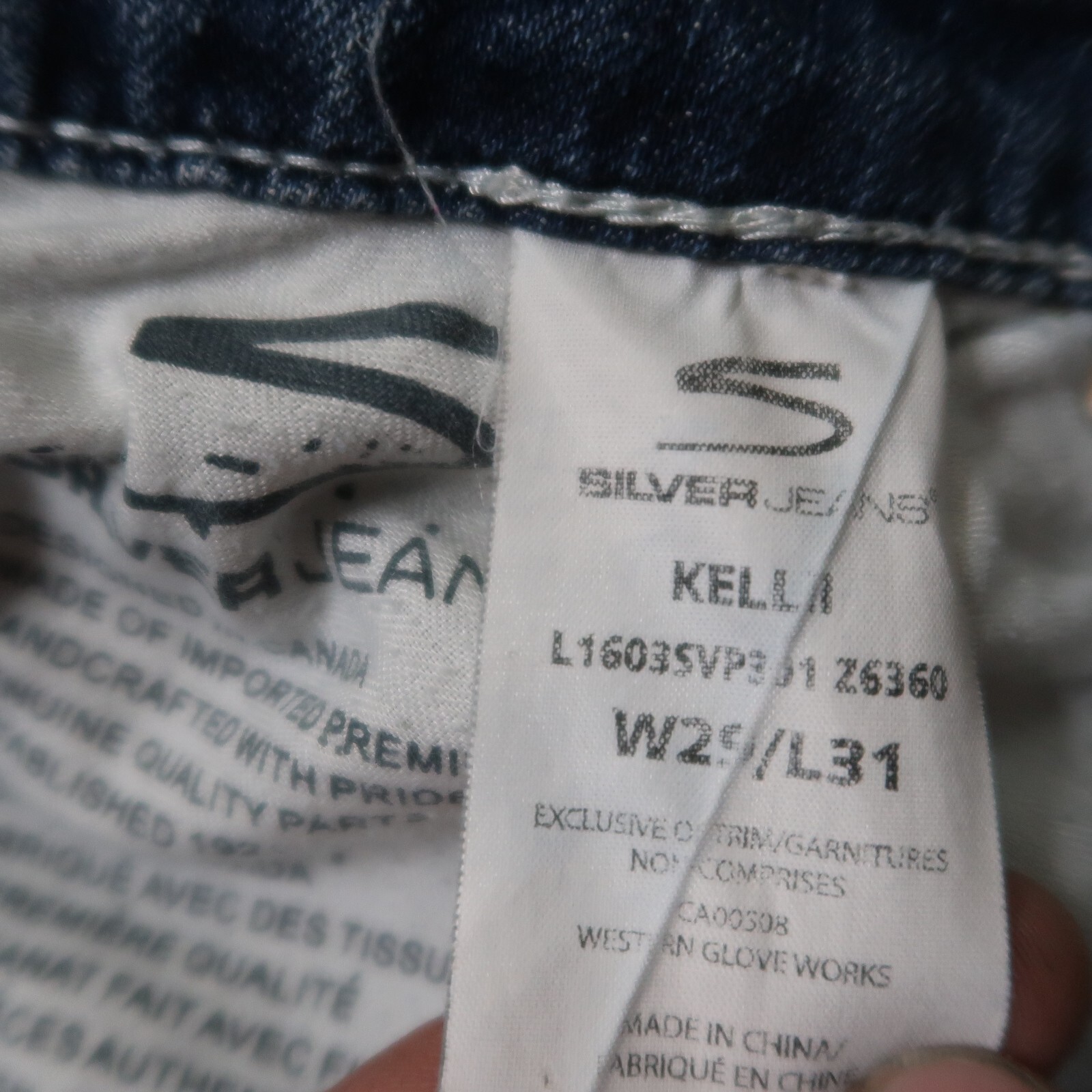 Silver Kelli Relaxed Skinny Jeans Women’s 29×31 Blue Stretch Denim