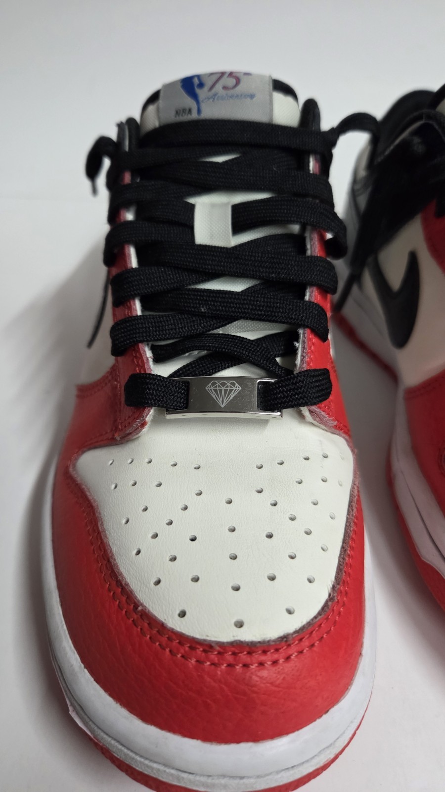 Nike Dunk Low EMB x NBA 75th Anniversary Chicago GS – Size 6.5 Y Or 8 Women’s