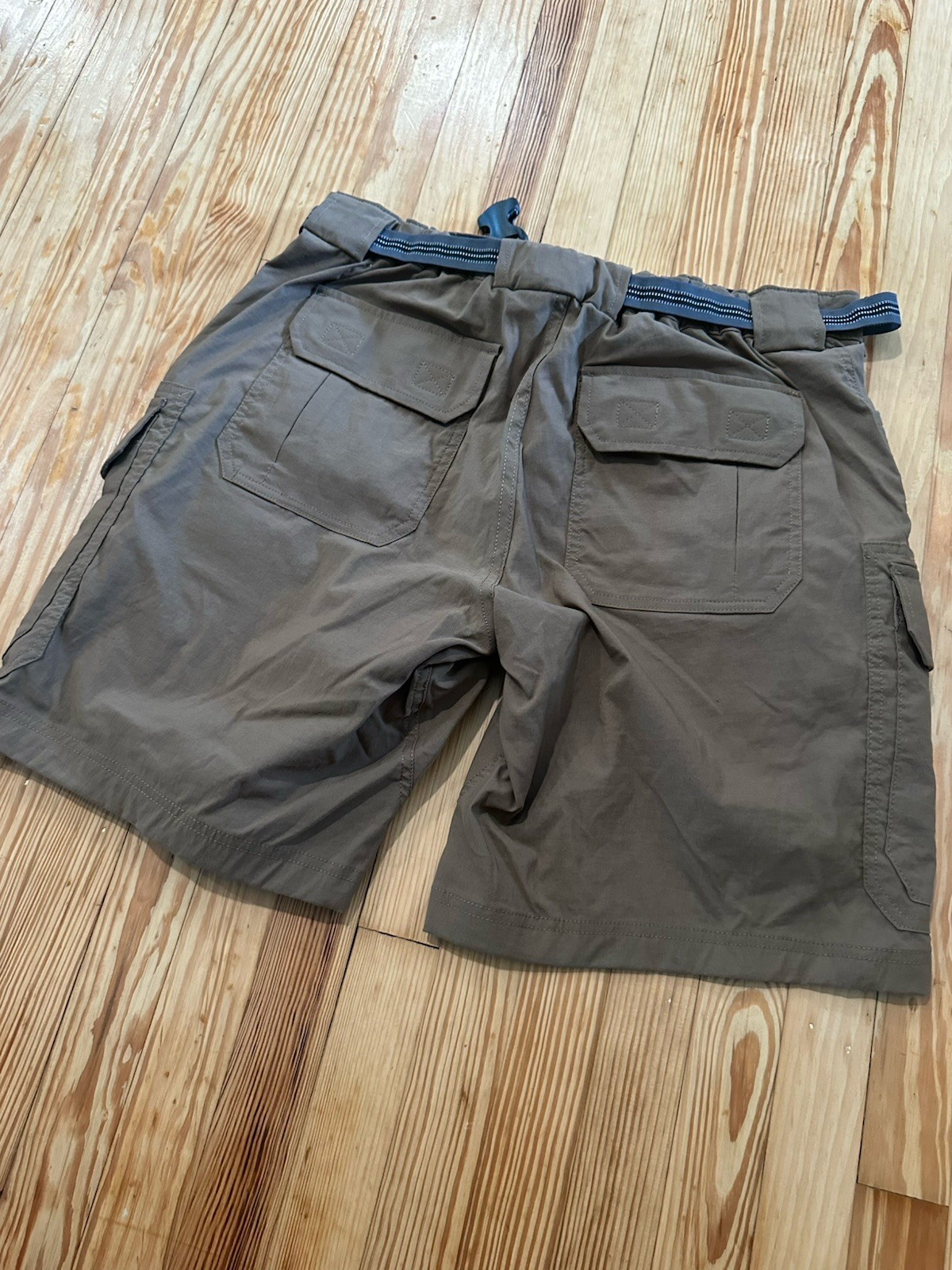 Duluth Trading Dry on the Fly Cargo Shorts Men’s L Brown Relaxed Fit 11″ Inseam