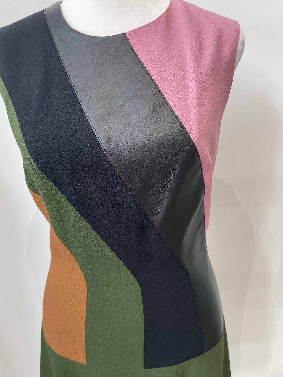 Emanuel Ungaro Paris Multicolor Sheath Dress Size 6