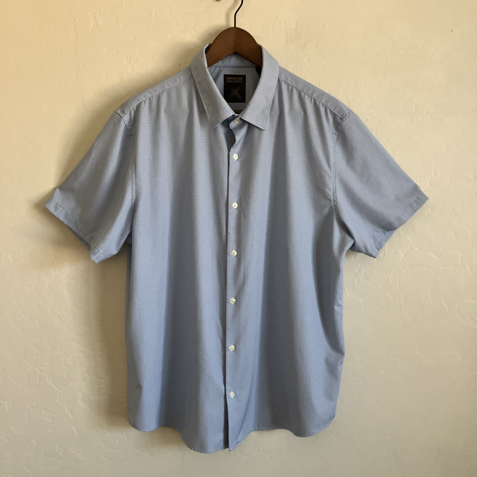 Mens XL Shirt Blue Short Sleeve Button Up Stretch Copper and Oak Endurance