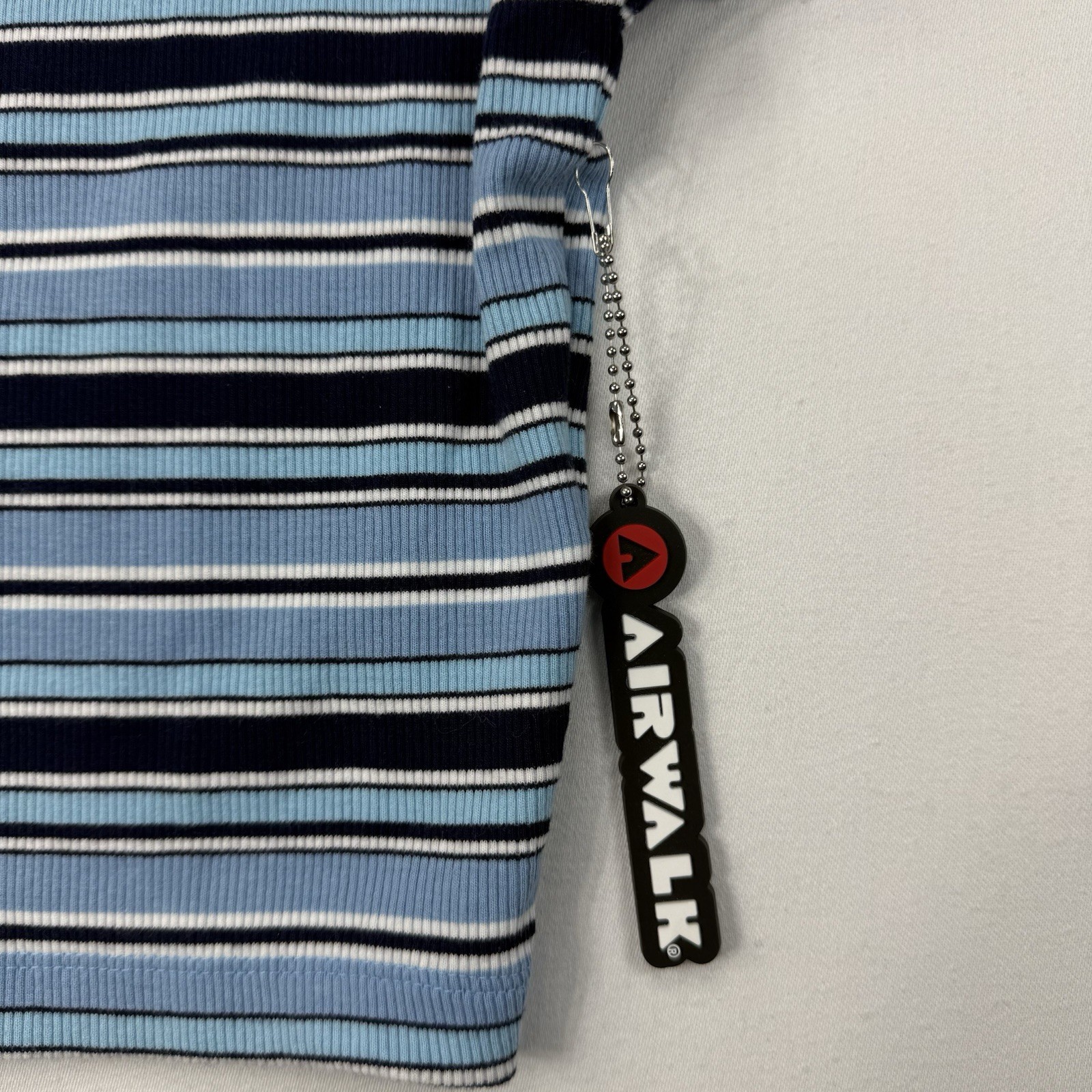 Forever 21 Airwalk Classics Striped Zip Crop Top Women Large NWT